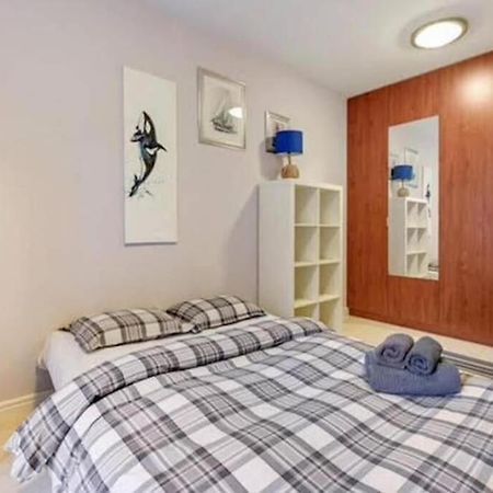 Golden Apartments Szafarnia 7-1 Гданьск Экстерьер фото