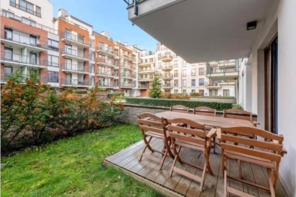 Golden Apartments Szafarnia 7-1 Гданьск Экстерьер фото